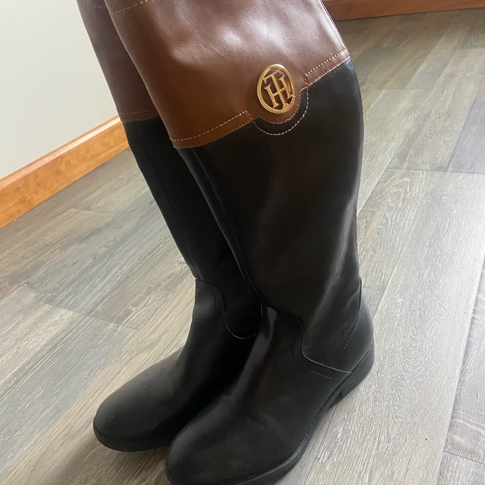 Boots - Picture 2 of 4